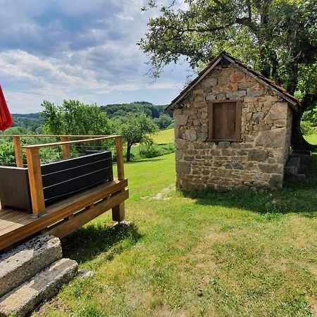 Gite Les Hauts De Villemaloux Dontreix Exterior foto