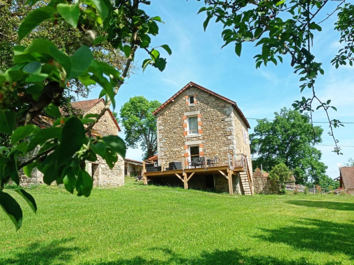 Gite Les Hauts De Villemaloux Dontreix Exterior foto